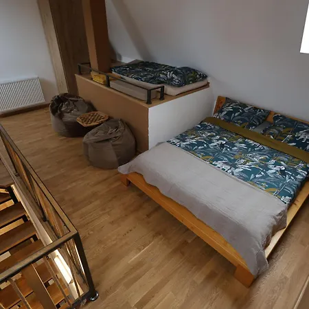 Apartament Razvigora - Divcinova *