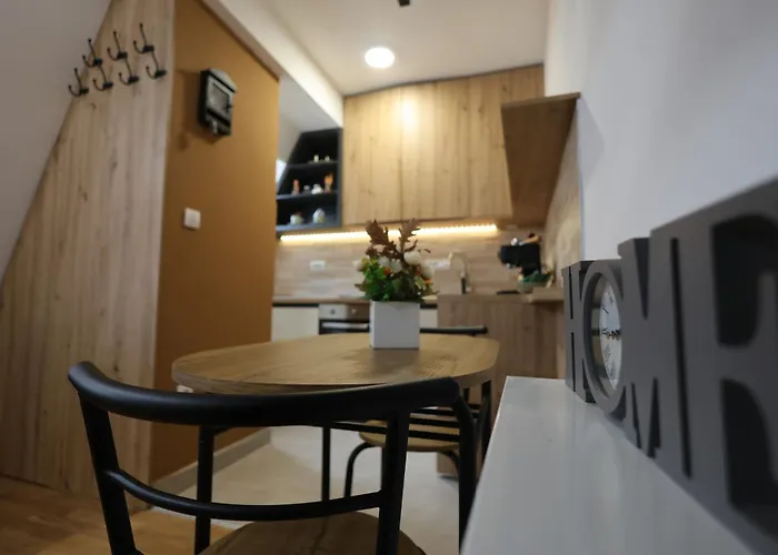 Razvigora - Divcinova Lejlighed