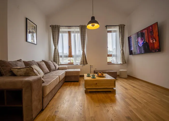 Razvigora - Divcinova Lejlighed *